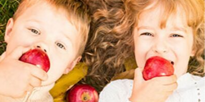 10 idées d'activités à faire avec votre enfant pour l'automne. Il n'y a que du l'embarras du choix pour occuper les petits loups.