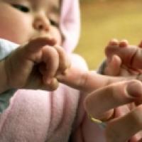 Jouer avec bébé
