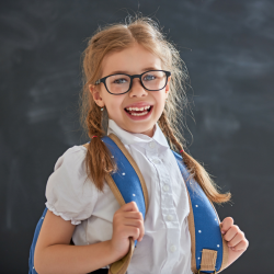 La fin de l'année scolaire approche ? Vous recherchez des activités pour occuper les enfants ? Des idées de jeux à fabriquer ? Un cadeau pour la maîtresse ? Des jeux pour la kermesse de l'école ? Découvrez sans plus attendre notre dossier spécial sur la f