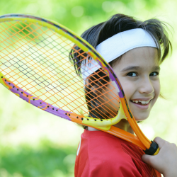 Les jeux d’été sont une très bonne occasion de proposer à vos enfants des activités qui vont le stimuler tout en révisant sa géographie et sa culture du sport et de l’effort. Retrouvez toutes nos idées de bricolages et d’activités enfants dans notre dossi