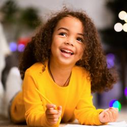 Le graphisme est le premier pas pour apprendre à écrire les lettres. ête à modeler vous propose des fiches gratuites à imprimer pour s'amuser en s'exerçant au graphisme, vous pouvez aussi imprimer l'un des livres d'écriture pour apprendre à écrire les let