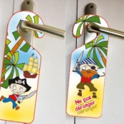 Accroche porte pirate