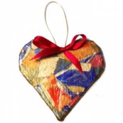 Coeur en carton de décoration