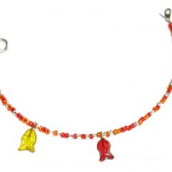 Fabriquer un bracelet avec des perles poisson et des perles de rocailles
