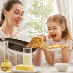 Poésie de la chandeleur à apprendre afin de pouvoir la réciter en mangeant des crepes. Le perce-neige est le poème de chandeleur le plus populaire auprès de nos enfants. Retrouvez ce poème mais aussi bien d'autres qui sont toutes illustrées de visuels ou