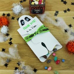 Imprimez gratuitement ce printable afin de créer la carte fantome pour Halloween. Elle est très simple et très rapide à réaliser. Vous pourrez y inscrire un petit mot ou même glisser une sucrerie !