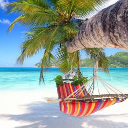 vacances - mot du glossaire Tête à modeler. Définition et activités associées au mot vacances.