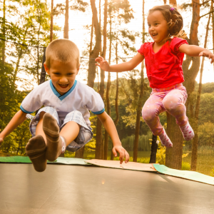 Jeux De Plein Air Pour Occuper Les Enfants