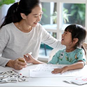 Les cahiers de vacances à imprimer pour occuper les enfants pendant les vacances. Cahiers de vacances à imprimer pour réflechir et s'occuper pendant les vacancesTête à modeler vous propose une collection de petits cahiers de vacances à imprimer et à empor
