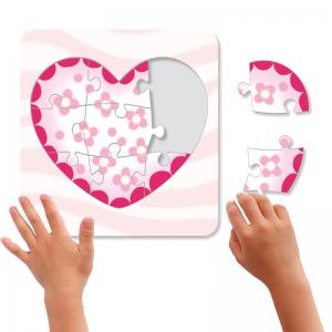 Coloriage d’un puzzle cœur de 9 pièces