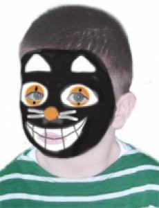 Comment réaliser un superbe maquillage de chat de sorcière ? Ce maquillage est minutieux mais ne nécessitera que peu de déguisement puisqu'il suffit d'habiller votre enfant entièrement en noir pour donner l'impression d'un vrai chat.