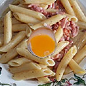 Pennes à la carbonara