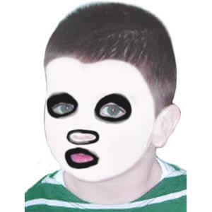 Comment réaliser un maquillage de fantôme ? Une idée de maquillage de fantôme tout mignon et gentil pour la transformation des enfants qui souhaitent se déguiser pour Halloween. Ce maquillage ne demande pas beaucoup de matériel est est très simple !