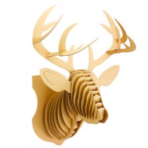 Nous avons sélectionné nos produits favoris dans les nouveautés de la boutique pour se déguiser, créer et tout décorer en 2019. Une nouvelle année afin de trouver de nouvelles idées de bricolages.