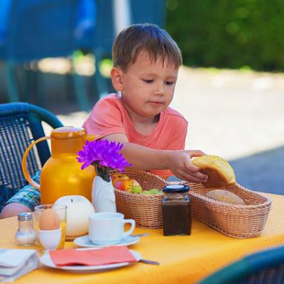 Aider Votre Enfant A Prendre Un Petit Dejeuner