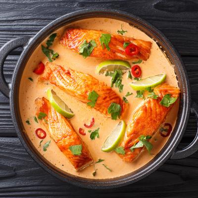 Cassolette De Saumon Sauce Safran Et Curry Recettes De Poisson