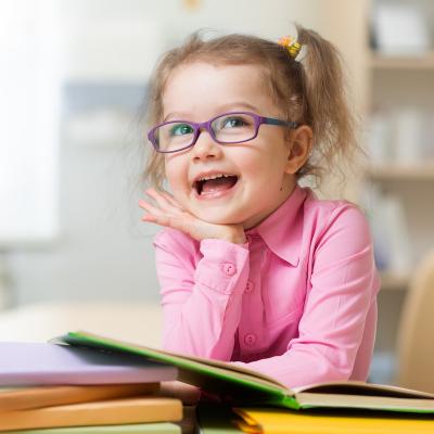 Glossaire - dictionnaire des mots utilisés sur Tête à modeler et leur activités associées. Retrouvez une définition simple et la liste des activités associées. ête à modeler est le site des enfants et de leurs parents, pour bricoler, colorier, chanter, de