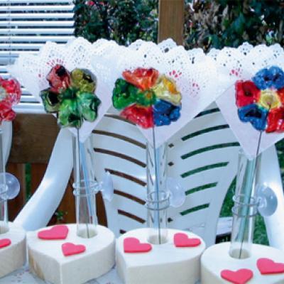 Fleurs en plastique pour la fête des mères
