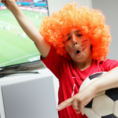 Retrouvez dans cette catégorie tous les jeux à imprimer sur le thème de la coupe du monde. Des jeux sur les équipes, sur les maillots, des jeux de labyrinthe, mots cachés... Les jeux aident les enfants à grandir et à construire leurs capacités d'observati