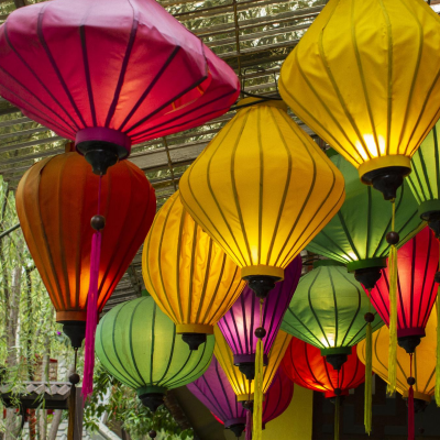 Lampion - mot du glossaire Tête à modeler. Définition et activités associées au mot Lampion.