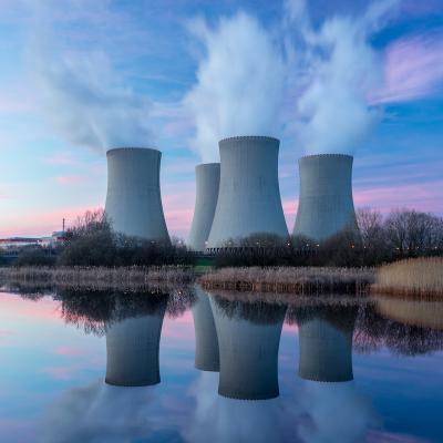 Mini dossier sur le Nucléaire et les risques du nucléaire pour l'expliquer aux enfants : Voici un mini dossier sur le nucléaire, les risques pour la santé, les irradiations ... Tout pour expliquer à votre enfant les risques du nucléaire pour la santé et c