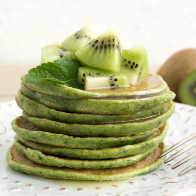 Pancakes Verts Au Miel Et Au Kiwi La Recette De Tete A Modeler